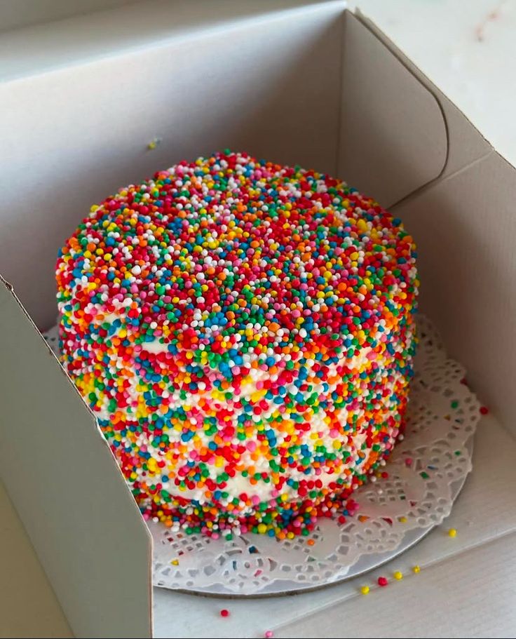 8. So, Will Dot Cakes Become Big in Seoul? photo 1