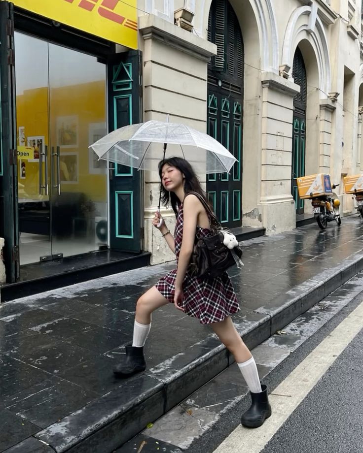 7. How to Stay Dry During Seoul's Monsoon Season photo 2