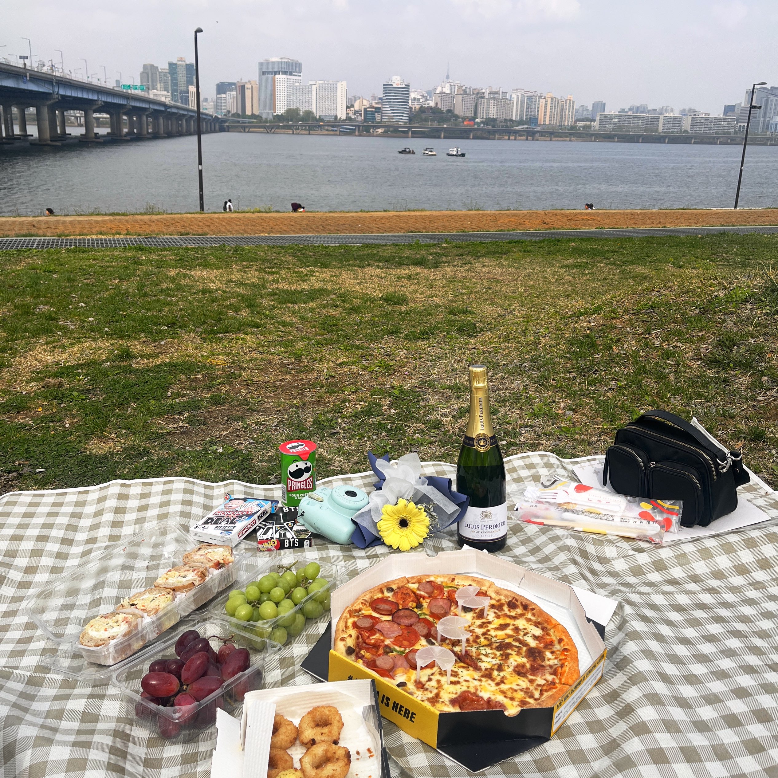 7. Ichon Hangang Park photo 2