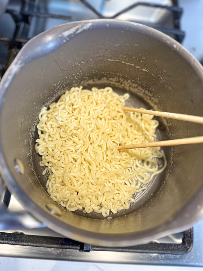 4. How to Make Buldak Naengmyeon photo 1
