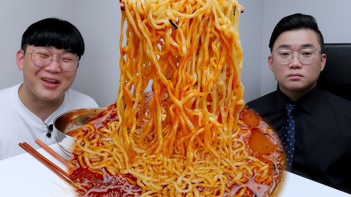 2. Why Is Buldak Naengmyeon Going Viral in Korea? photo 2
