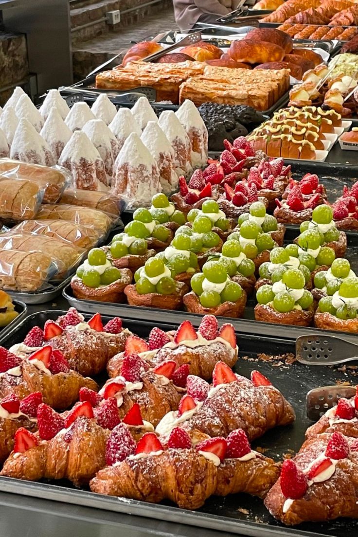 4. Korean Cafés Make Food Trends Look Prettier photo 2