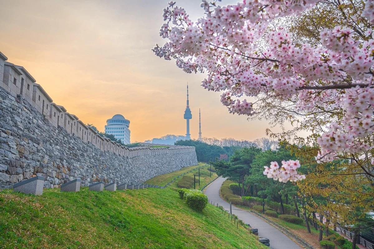 23. Seoul City Wall Trail photo 2