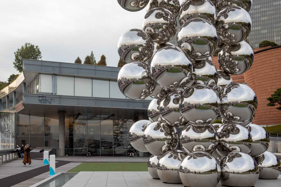 1. Start With Art at Leeum Museum