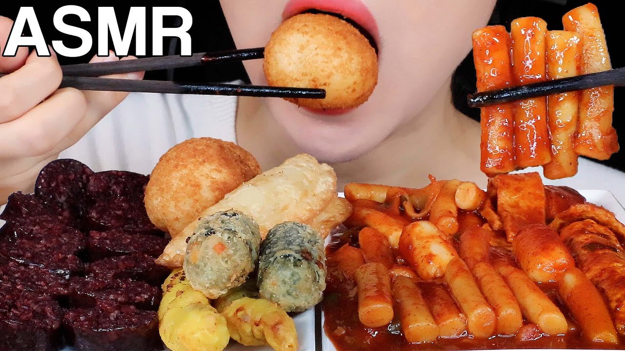 4. Tteokbokki, Twigim, and Eomuk: Build Your Own Cheap Snack Feast