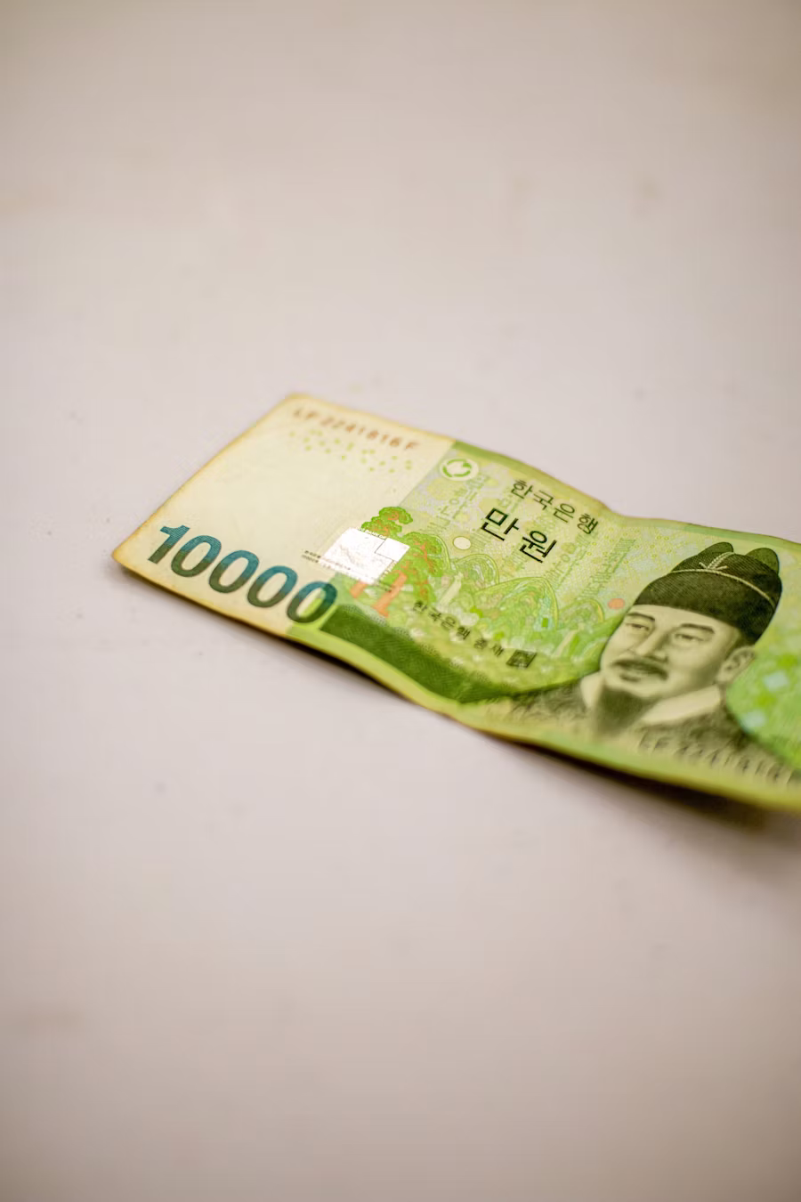 3. How Much Do English Teachers Make in Korea? photo 1