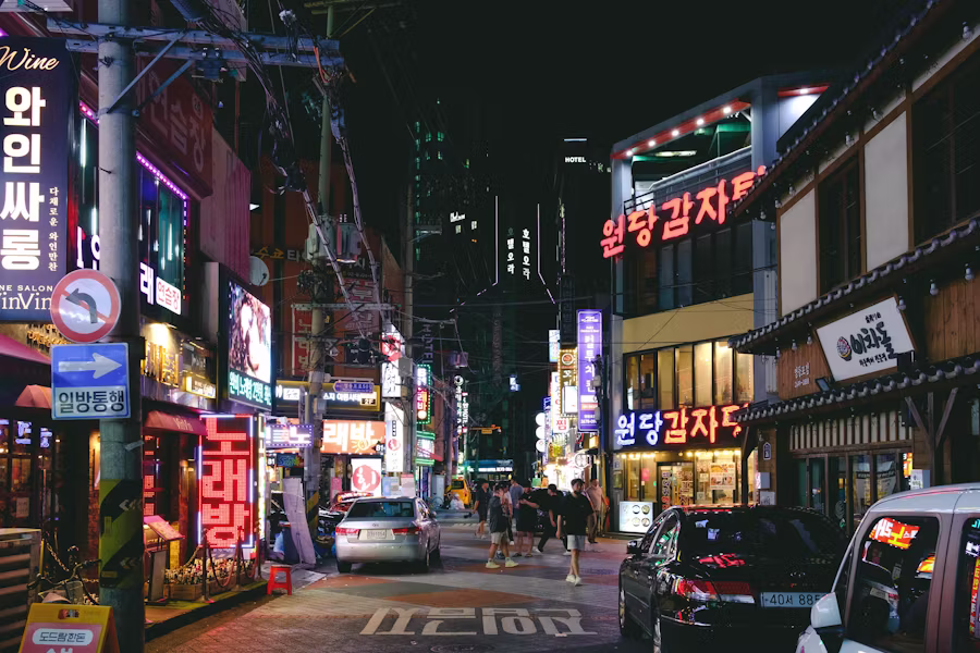 6. Why So Many Koreans Prefer Apartment Living