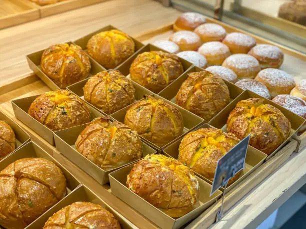 1. What Is Korean Garlic Cream Cheese Bread? photo 1
