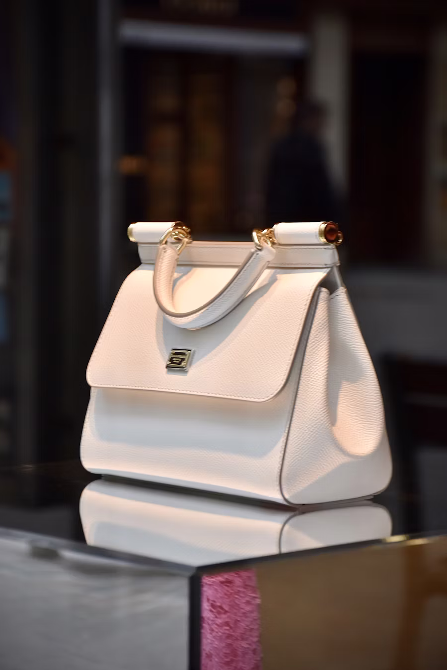 3. Waterproof Bags Make Outfits More Practical
