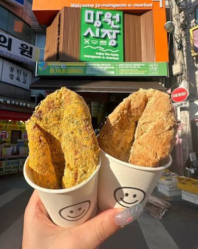 3. Get Hotteok When It Is Actually Hot