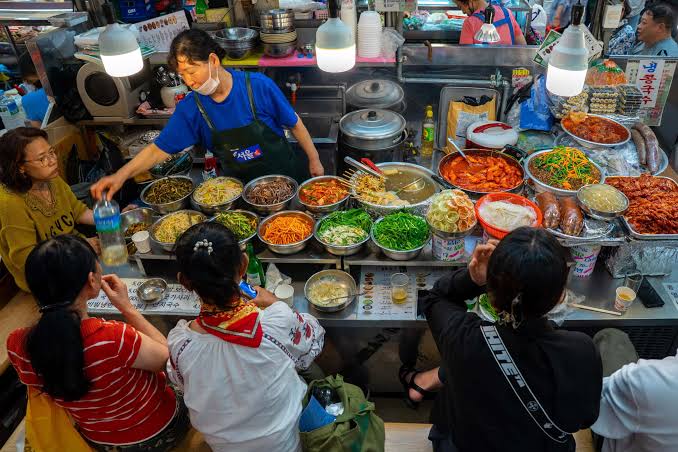 4. For Variety, Mangwon Has the Slight Edge